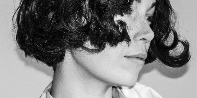 Kelly Lee Owens unveils 2nd single “Night” of forthcoming “Inner Song” LP