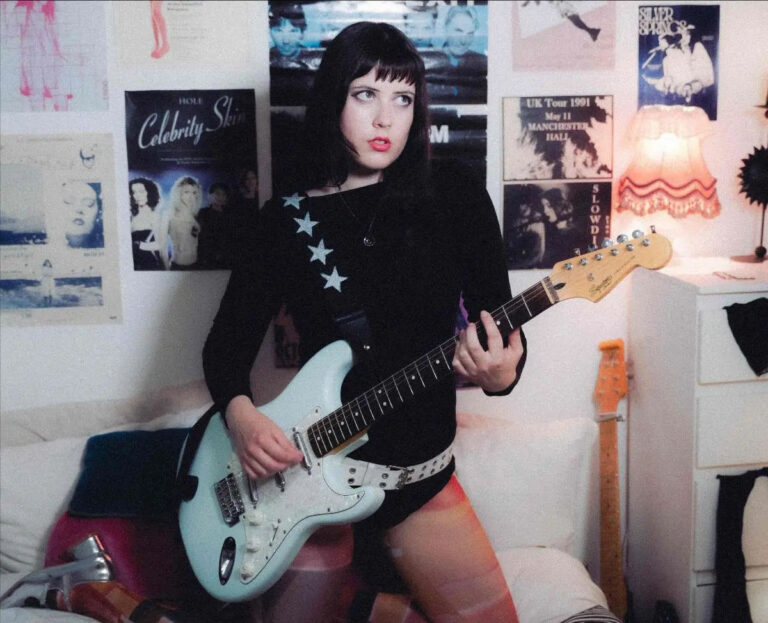 Read more about the article Opal Mag shares ‘Kitchen Song’