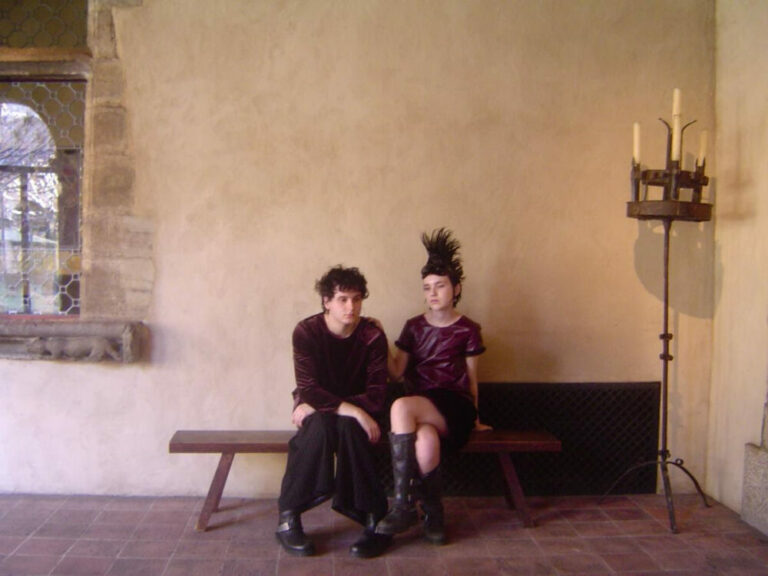 Read more about the article Sex Week unveil new single ‘Lone Wolf’
