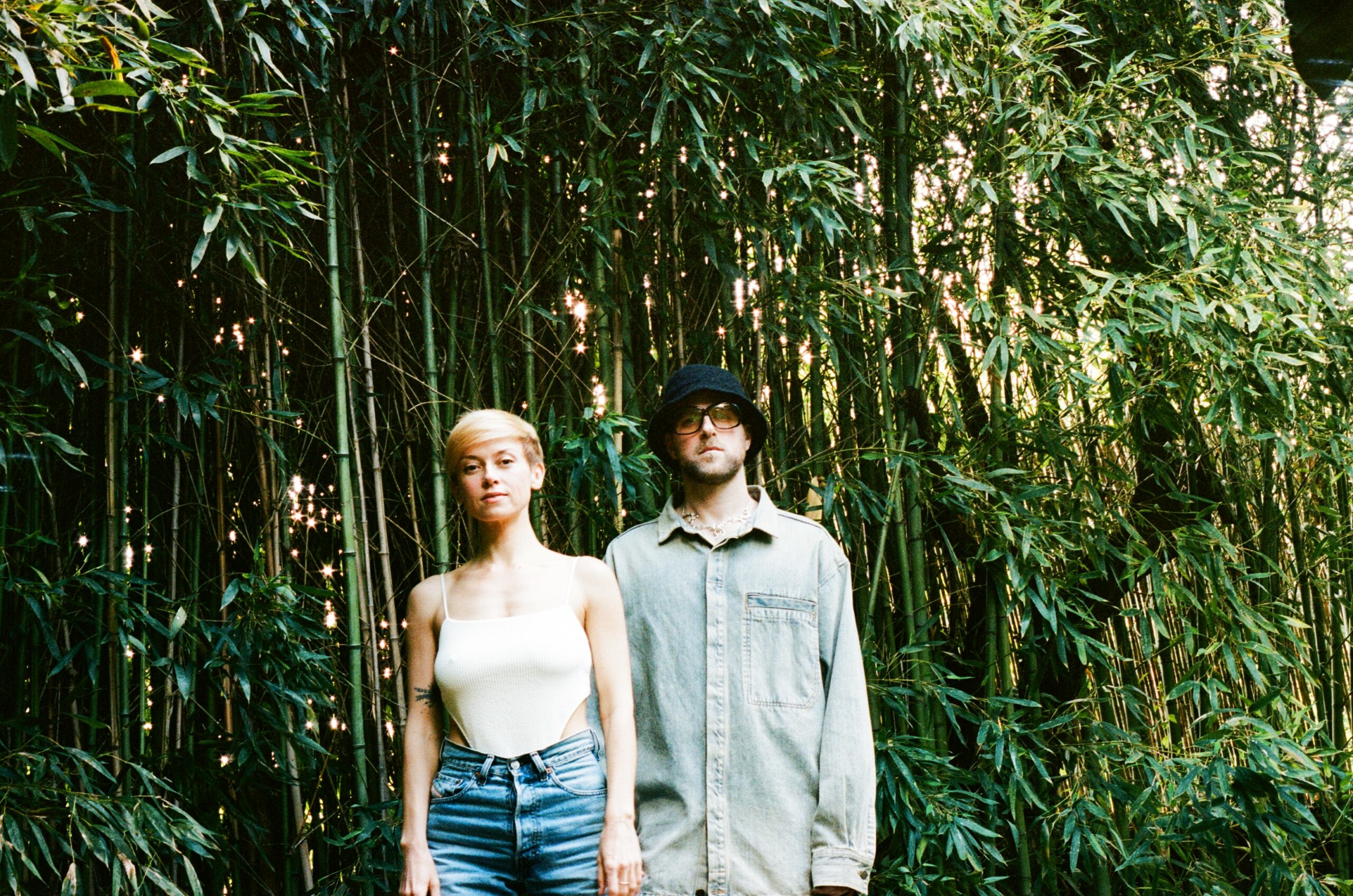 You are currently viewing Sasha & the Bear return with hypnotic new single ‘Humanly Small’