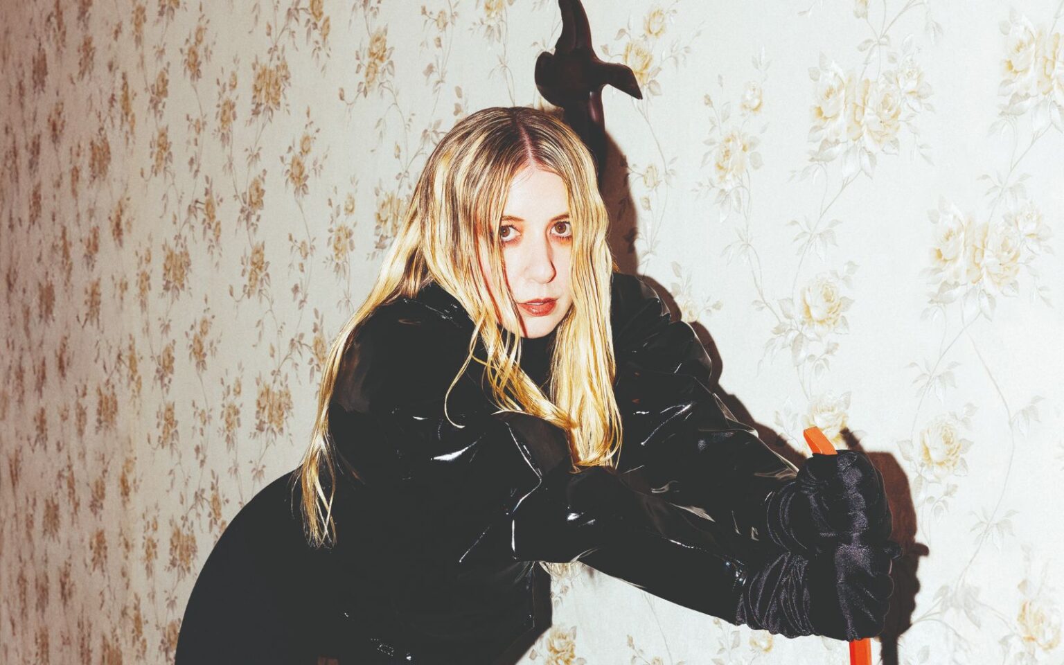 You are currently viewing Austra brings magic and mystery on ‘Siren Song’