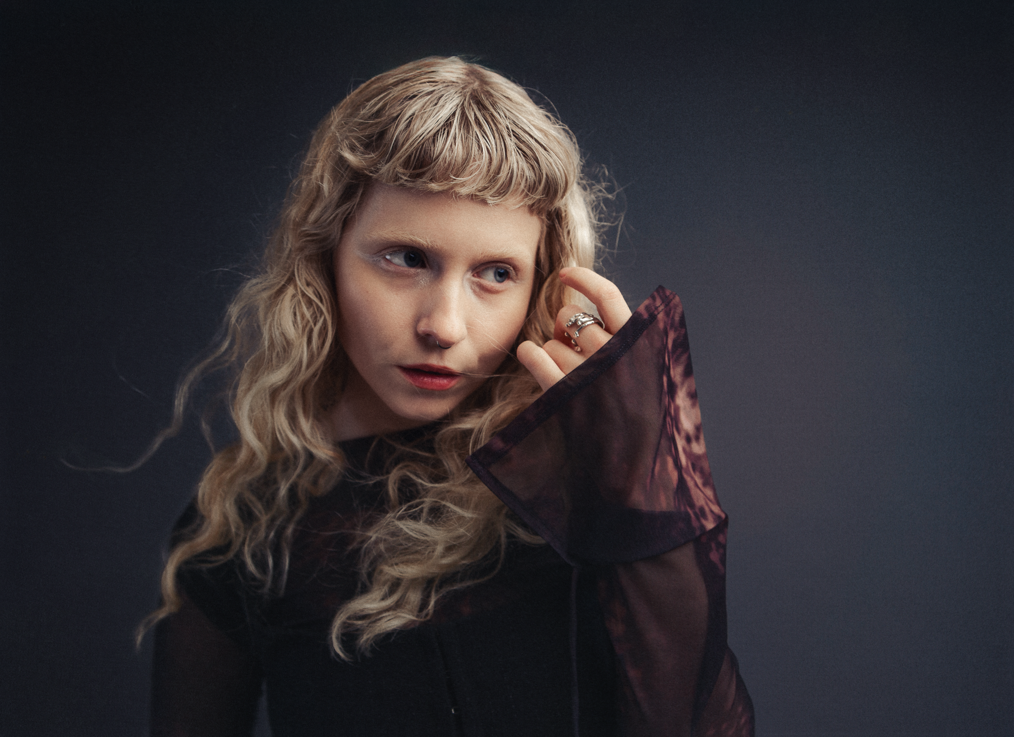 You are currently viewing Moyka returns with radiant new single ‘Fluorescent’