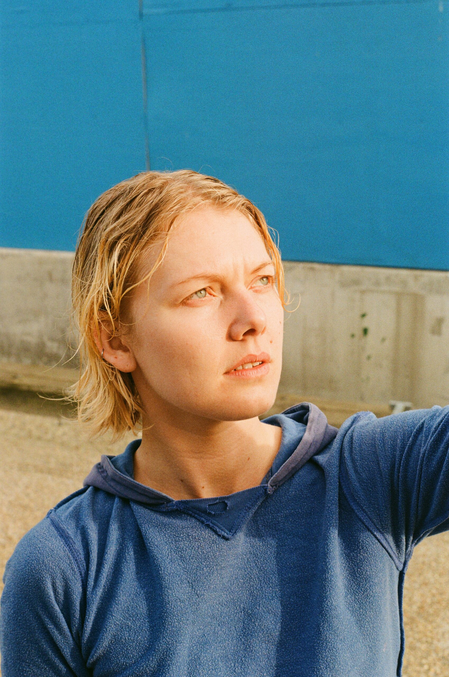 You are currently viewing Nemo shines on debut album ‘Blue is the color of infinity’
