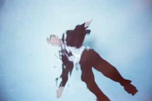 Read more about the article Seb Wildblood shares ‘Long Distance’ and unveils dreamy new album ‘Waterworld’