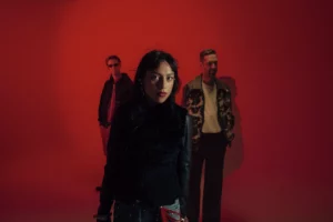 Read more about the article Telenova announce new album ‘THE WARNING’ + share stunning new single ‘THE DEEP’