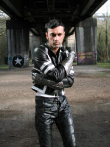 Read more about the article Ray Laurél blends chaos and craving on ‘Sinner’