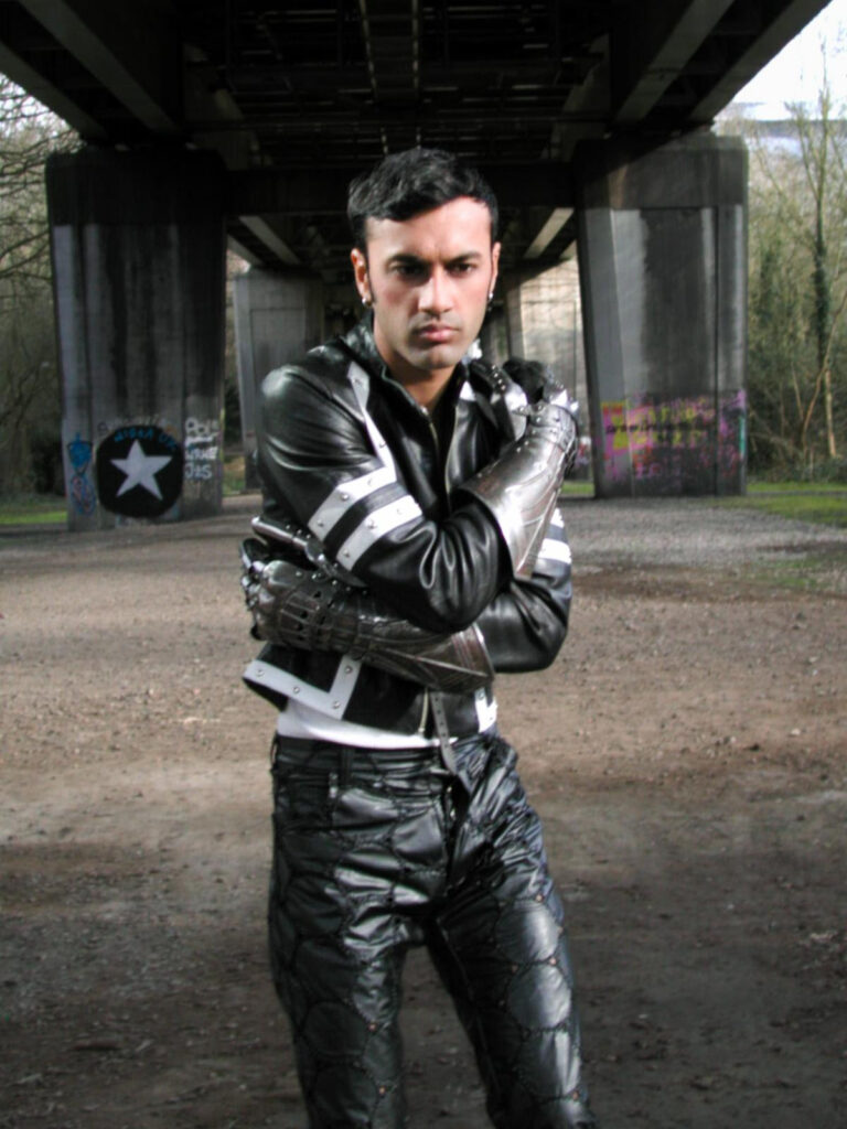 Read more about the article Ray Laurél blends chaos and craving on ‘Sinner’