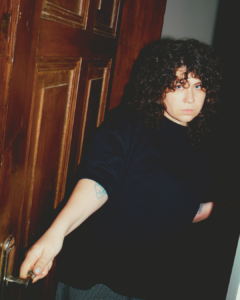 Read more about the article Mary And The Sharks announces debut album and shares new single ‘Right Kind Of Magic’